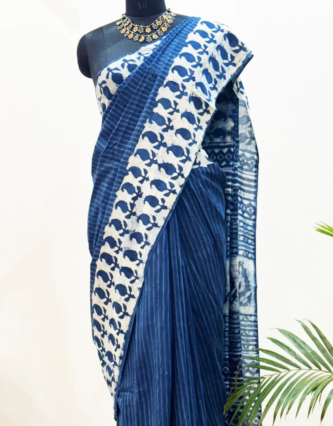 Pure Indigo Mul Cotton Saree for Everyday by Shriyyum SareesPure Indigo Mul Cotton Saree for Everyday by Shriyyum Sarees Pure Indigo Mul Cotton Saree for Everyday by Shriyyum Sarees