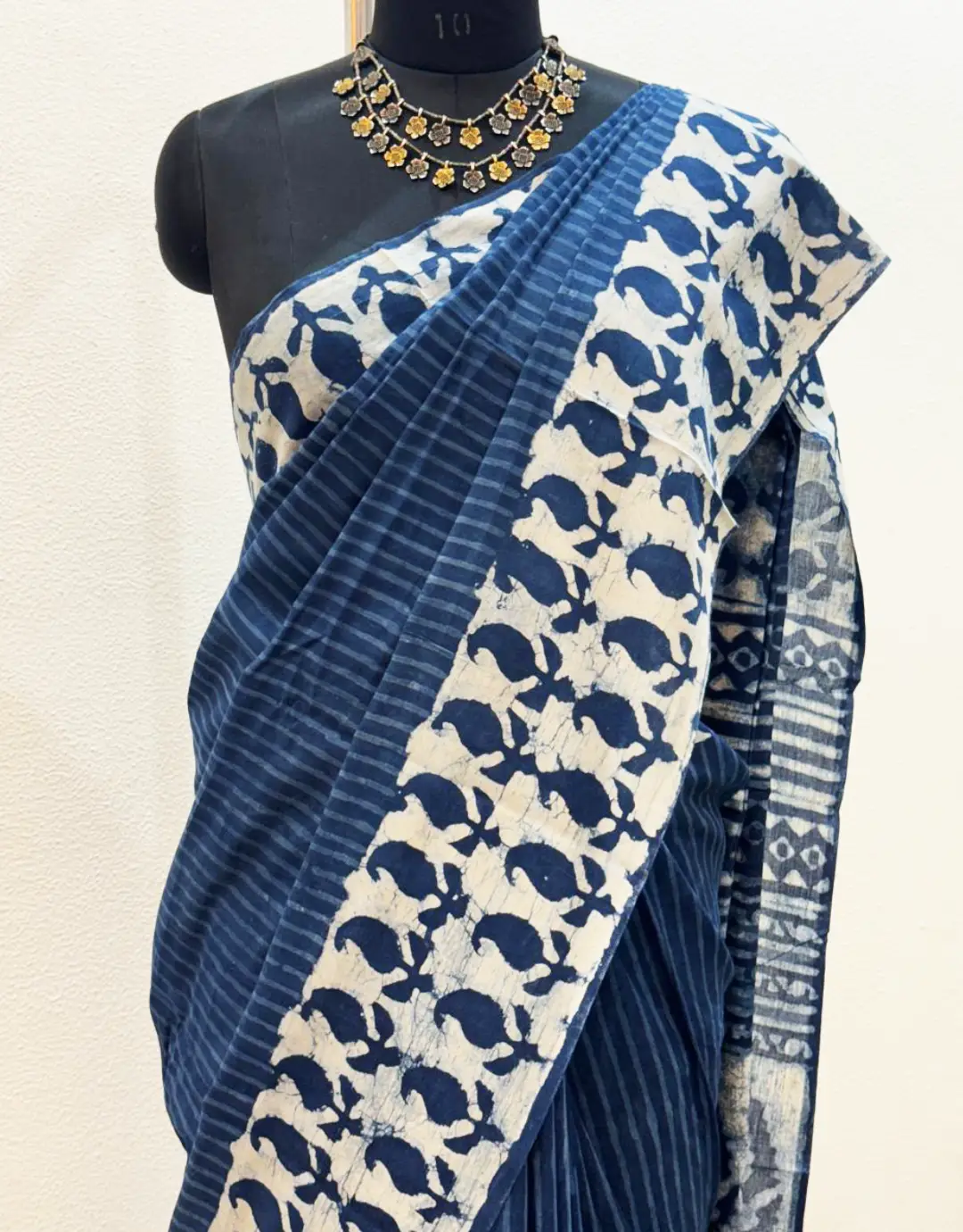 Pure Indigo Mul Cotton Saree for Everyday by Shriyyum Sarees Pure Indigo Mul Cotton Saree for Everyday by Shriyyum Sarees